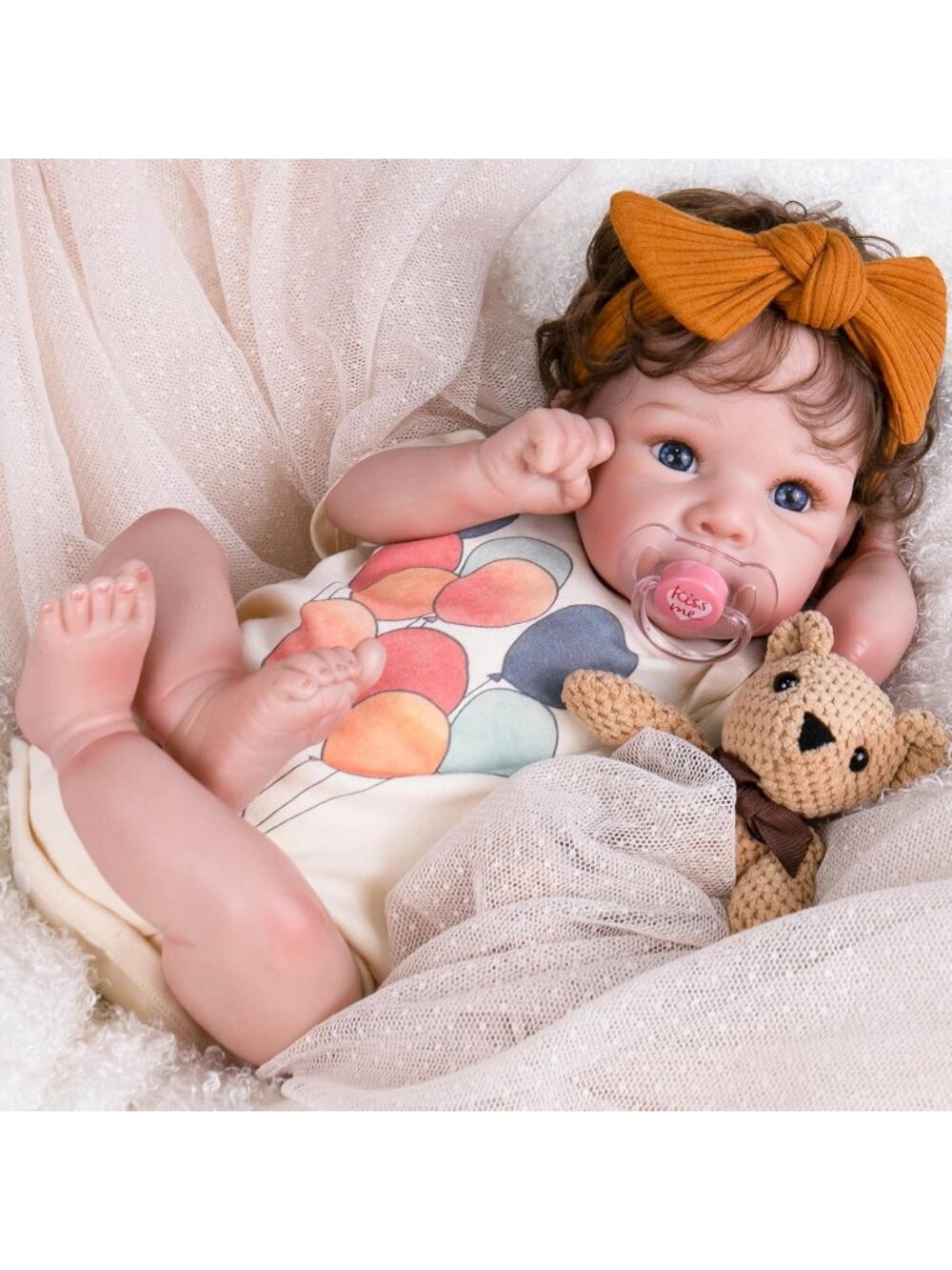 20 inches Real Life Newborn Girl Doll with Gift Set for Kids 3+ Cloth Body Beige